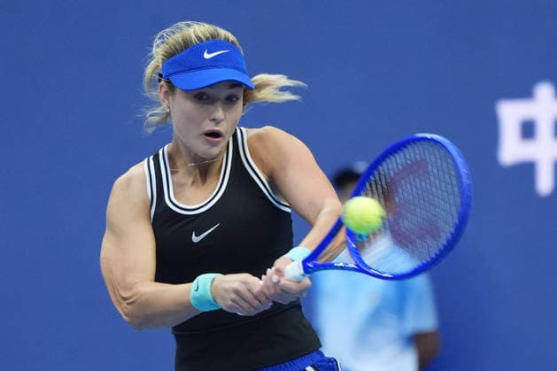 (261003) -- BEIJING, Oct. 3, 2026 -- Anna Kalinskaya of Russia hits a return to Zheng Qinwen of China during the women s singles second round match at 2026 China Open tennis tournament in Beijing, China, Oct. 3, 2026. ) (SP)CHINA-BEIJING-TENNIS-CHINA OPEN-WOMEN S SINGLES(CN) XiexHan 
