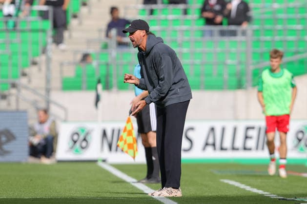 October 3, 2026, xtgx, Soccer exhibition match, Hannover 96 vs. SC Verl; from left: Sandro Wagner, Hannover coach, gives instructions, gesturing with his arms; DFL and DFB regulations prohibit any use of photographs as image sequences and or quasi-video footage; Hannover