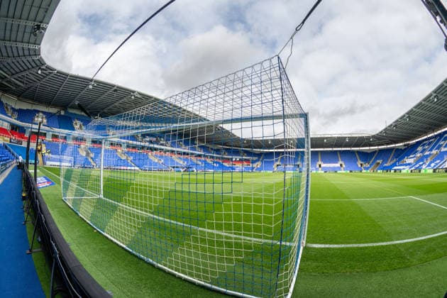 Reading v Bradford City, EFL Sky Bet League 1 Pitchside view of Select Car Leasing Stadium during the EFL Sky Bet League 1 match between Reading and Bradford City at the Select Car Leasing Stadium, Reading, UK on 3 October 2026. Reading Select Car Leasing Stadium Berkshire UK Editorial use only DataCo restrictions apply See www.football-dataco.com , Copyright: xStevexBaileyx PSI-24965-0006