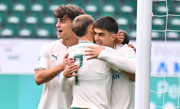October 3, 2026 Soccer Season 2026–2027 Bavarian Regional League Matchday 12 SpVgg Greuther Fürth Fürth II U23 Kleeblatt FC Bayern Munich II FCB xwoxzix Goal celebration Cheering Joy after a goal Goal Shot on goal to 1–0 by Aaron Keller 17, SpVgg Greuther Fürth II