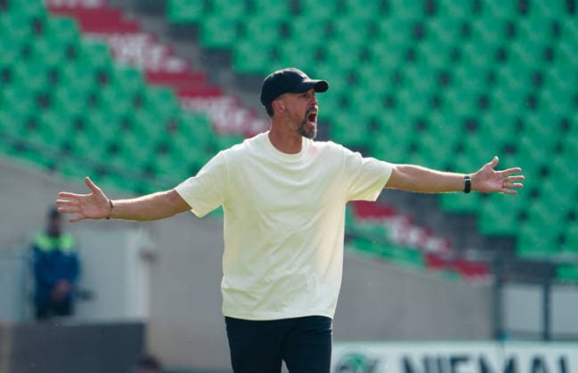 Germany Soccer Friendly Matches Clubs 2026 2027, Friendly Match Hannover 96 vs. SC Verl Heinz von Heiden Arena Hannover Gestures, Body Language, Emotion Sandro Wagner, Coach of Hannover 96 Copyright: xAymanxAlahmedx