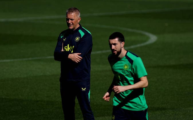 Republic of Ireland Squad Training, TSC Arena, BaÄka Topola, Serbia 3 10 2026 Head Coach Heimir Hallgrimsson and Finn Azaz Heimir Hallgrimsson and Finn Azaz 3 10 2026  Copyright: xx RB1_5871