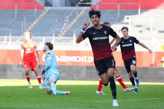 October 3, 2026, xusrbx, Regionalliga Southwest soccer, FSV Mainz 05 U23 vs. SC Freiburg II: Krish Raweri of SC Freiburg II scores the 1-0 goal in the 17th minute; goal celebration, Mainz