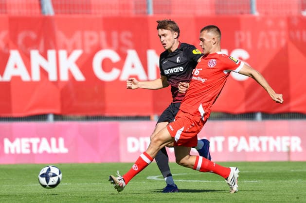 October 3, 2026, xusrbx, Regional League Southwest Soccer, FSV Mainz 05 U23 vs. SC Freiburg II, Jack James (SC Freiburg II), 14, Nick Cherny (FSV Mainz 05 II), 7, Mainz