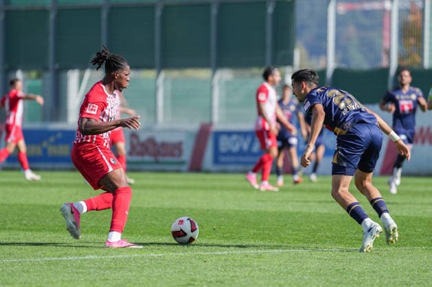 Friendly Match: SC Freiburg vs. FC Luzern, October 3, 2026. Cyriaque Irie (SC Freiburg, No. 22) in a tackle with Ruben Fernandes (FC Luzern, No. 22). Friendly Match: SC Freiburg vs. FC Luzern, Europa-Park Stadium, October 3, 2026 DFB and DFL regulations prohibit any use of photographs as image sequences and or quasi-video. Copyright: xBEAUTIFULxSPORTS Boscox