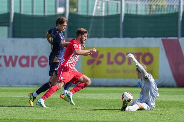 Friendly Match: SC Freiburg vs. FC Luzern, October 3, 2026. Lucas Höler (SC Freiburg, No. 9) runs past Raphael Radtke (FC Luzern, No. 63) as he scores the goal to make it 4–1. Friendly Match: SC Freiburg vs. FC Luzern, Europa-Park Stadium, October 3, 2026 DFB and DFL regulations prohibit any use of photographs as image sequences and or quasi-video. Copyright: xBEAUTIFULxSPORTS Boscox