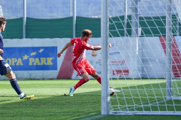 Lucas Höler (Lucas Hoeler) of SC Freiburg scores a goal on September 9; Germany; soccer; friendly match; SC Freiburg vs. FC Luzern; October 3, 2026; Europa-Park Stadium; training field; Freiburg; Freiburg Europa-Park Stadium; training field; Baden-Württemberg, Germany Copyright: xArnexAmbergx