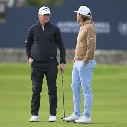 Alfred Dunhill Links Championship Alex Noren (Left) chats to Cam Smith (right) during the Alfred Dunhill Links Championship at St Andrews, St Andrews 03 10 2026 UK Newspapers OUT Copyright: xKrisxCargillx FIL-24023-0009