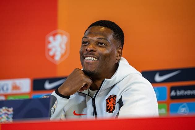 ZEIST - Denzel Dumfries during a press conference, PK, Pressekonferenz at the KNVB Campus in preparation for the Nations League match against Serbia. SONNY LENSEN ANP xVIxANPxSportx xxANPxIVx 571380923 originalFilename: 571380923.jpg