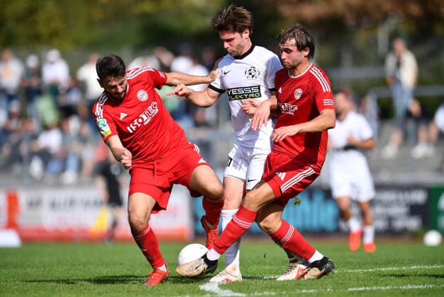 Men s Soccer, Regionalliga West, 2026–2027 Season, Matchday 25: VfB 03 Hilden vs. SV Bergisch Gladbach on October 3, 2026, at the Am Bandsbusch Stadium in Hilden. Ardit Mimini (SV Bergisch Gladbach), left: Venhar Ismailji (VfB 03 Hilden), center: Rexhep Ajdari (SV Bergisch Gladbach), right: North Rhine-Westphalia, Germany