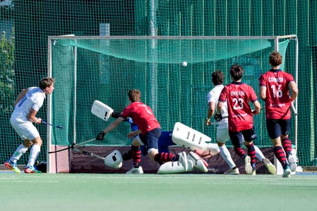 Goal scorer Tobias Martins (MHC), No. 10, a player for Mannheimer HC (MHC), scores the goal to make it 2–0; goal, highlight, action, play, game scene, October 3, 2026, Mannheim, Germany, hockey, 1st Bundesliga, men’s, Mannheimer HC vs. Berliner HC xozx