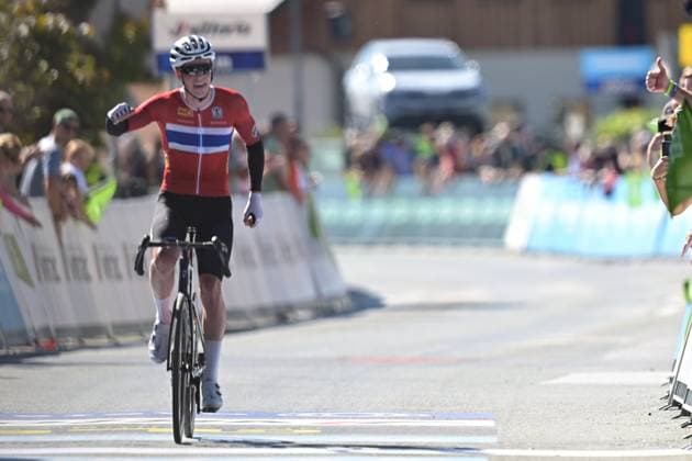 Norway s Elias Dybing celebrates as he won the Men juniors Road Race race (110,5 km) at the cycling UEC Road European Championships, in Ljubljana, Slovenia Saturday 3 October 2026. The UEC Road European Championships are taking place from 02 to 07 October in Ljubljana, Slovenia. DAVIDxPINTENS  x0868470303stx