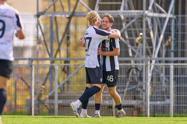 Gianluca Gaudino of VfR Aalen celebrates his goal in the 46th minute, giving Aalen a 1-0 lead; Vico Meien of VfR Aalen (No. 27) congratulates him. GER, VfR Aalen vs. FSV Frankfurt, soccer, Regionalliga Southwest Men, Matchday 10, 2026–2027 season, October 3, 2026, GER, VfR Aalen vs. FSV Frankfurt, soccer, Regionalliga Southwest Men, Matchday 10, 2026–2027 season, October 3, 2026, Aalen Copyright: xEibner-Pressefoto GeraldxOelze-dexStoppanyx EP_ODS