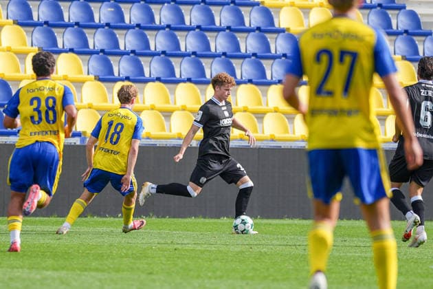 Dutch Soccer, International Friendly, International Break, 3rd Division, Eredivisie, 2026–2027 Season, Kooi Stadium, Leeuwarden, Netherlands, Saturday, October 3, 2026, SC Cambuur Leeuwarden vs. SV Meppen, Jonas Goldenstein, SV Meppen, 28 Copyright: xMichelxWittex