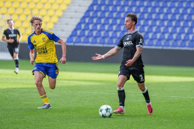 Dutch Soccer, International Friendly, International Break, 3rd Division, Eredivisie, 2026–2027 Season, Kooi Stadium, Leeuwarden, Netherlands, Saturday, October 3, 2026, SC Cambuur Leeuwarden vs. SV Meppen, Tobias Mißner (SV Meppen), 3 Copyright: xMichelxWittex