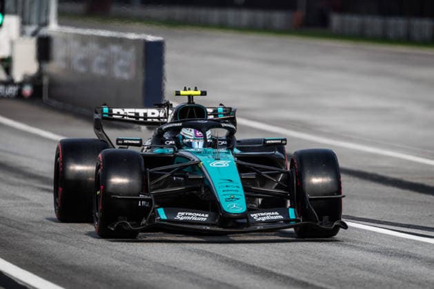 2026 Formula One Bahrain Grand Prix Sepang Circuit, Kuala Lumpur, Malaysia. 3.October.2026; Andrea Kimi Antonelli of Italy and Mercedes-AMG PETRONAS F1 Team during qualifying Formula One Bahrain Grand Prix Kuala Lumpur Sepang Circuit Malaysia Copyright: xJayxHiranox