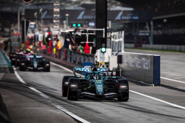 Sepang Circuit, Kuala Lumpur, Malaysia. 3.October.2026; Lance Stroll of Canada and Aston Martin Aramco F1 Team during qualifying Formula One Bahrain Grand Prix aflo_352942606 JayxHiranox