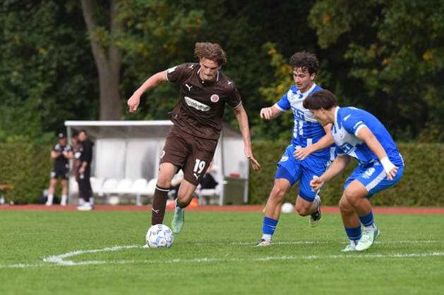 Soccer, 2026–27 Season, U19 Bundesliga Preliminary Round Group A, FC St. Pauli vs. FC Hansa Rostock, Hammer Park Stadium, Hamburg, October 3, 2026, Matchday 9, Alwin Julius Norlen, 19, FCSP, Hamburg, Germany
