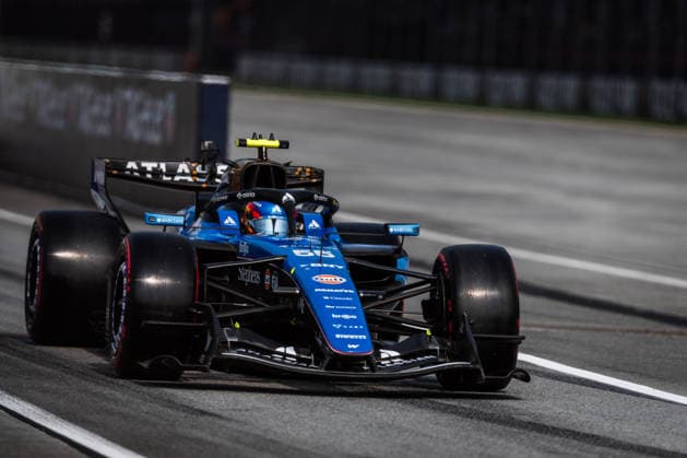 Sepang Circuit, Kuala Lumpur, Malaysia. 3.October.2026; Carlos Sainz Jr of Spain and Atlas Williams Racing during qualifying Formula One Bahrain Grand Prix aflo_352942834 JayxHiranox