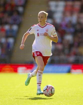 Football - FA Women s Super League - Manchester United, ManU FC Women v Liverpool FC Women LEIGH, ENGLAND - Saturday, October 3, 2026: Liverpool FC Women s captain Grace Fisk during the FA Women™s Super League match between Manchester United FC Women and Liverpool FC Women at Leigh Sports Village. (Photo by David Rawcliffe Propaganda) LEIGH Leigh Sports Village GREATER MANCHESTER ENGLAND Copyright: xDavidxRawcliffex 2026-10-03-Man_Utd_Women_v_Liverpool_Women-032_2