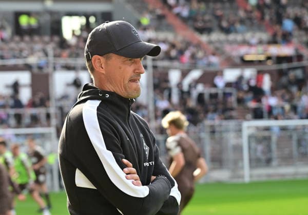 October 3, 2026, GER Soccer, Men, Bundesliga, Friendly Match, 2026–2027 Season, Hamburg, FC St. Pauli vs. Borussia Mönchengladbach; Coach Alexander Blessin; BMG Gladbach returns to the Millerntor; DFB and DFL regulations prohibit any use of photographs as image sequences and or quasi-video; Hamburg Millerntorstadion, Hamburg, Germany Copyright: xnordphotoxGmbH xWitkex