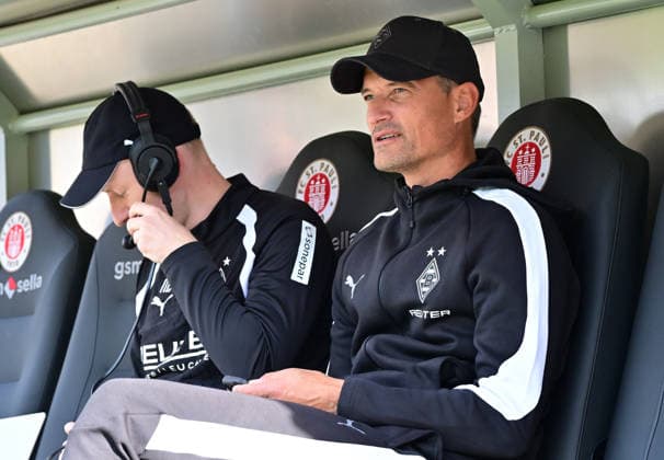 October 3, 2026, GER Soccer, Men, Bundesliga, Friendly Match, 2026–2027 Season, Hamburg, FC St. Pauli vs. Borussia Mönchengladbach; Coach Alexander Blessin; BMG Gladbach returns to the Millerntor; DFB and DFL regulations prohibit any use of photographs as image sequences and or quasi-video; Hamburg Millerntorstadion, Hamburg, Germany Copyright: xnordphotoxGmbH xWitkex