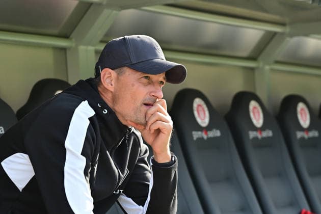 October 3, 2026, GER Soccer, Men, Bundesliga, Friendly Match, 2026–2027 Season, Hamburg, FC St. Pauli vs. Borussia Mönchengladbach; Coach Alexander Blessin; BMG Gladbach returns to the Millerntor; DFB and DFL regulations prohibit any use of photographs as image sequences and or quasi-video; Hamburg Millerntorstadion, Hamburg, Germany Copyright: xnordphotoxGmbH xWitkex