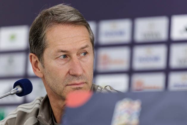 SOCCER - NL, KOS vs AUT PRISTINA,KOSOVO,03.OCT.26 - SOCCER - UEFA Nations League, OEFB international match, Länderspiel, Nationalmannschaft Kosovo vs Austria, preview, press conference, PK, Pressekonferenz team KOS. Image shows head coach Franco Foda (KOS). GEPAxpictures xArminxRauthner