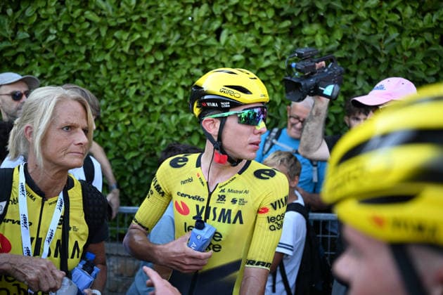 03-10-2026 Giro Dell emilia; 2026, Visma - Lease A Bike; Piganzoli, Davide; Bologna - San Luca;
