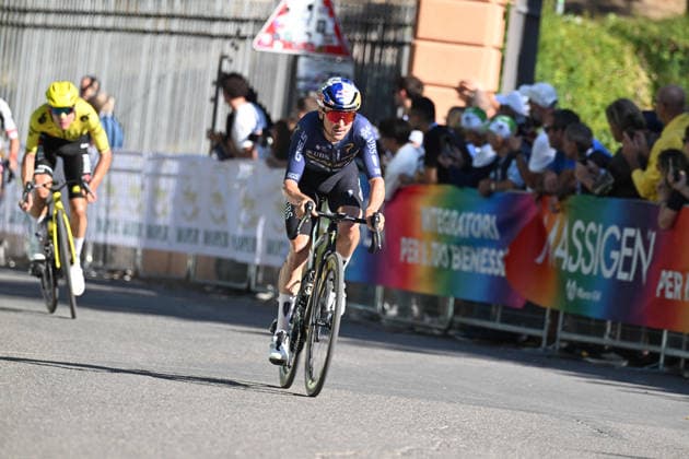 03-10-2026 Giro Dell emilia; 2026, Pinarello - Q36.5; Pidcock, Thomas; Bologna - San Luca;