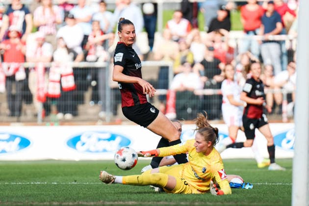 Google Pixel Women s Bundesliga 1 FC Cologne SC Freiburg October 3, 2026 Julia Stierli (SC Freiburg), 5, and Anna Reimann (SC Freiburg), 38 Google Pixel Women’s Bundesliga 1 FC Köln vs. SC Freiburg, Cologne, Franz Kremer Stadium, October 3, 2026 DFB regulations prohibit any use of photographs as image sequences and or quasi-video Copyright: xBEAUTIFULxSPORTS Freisenx