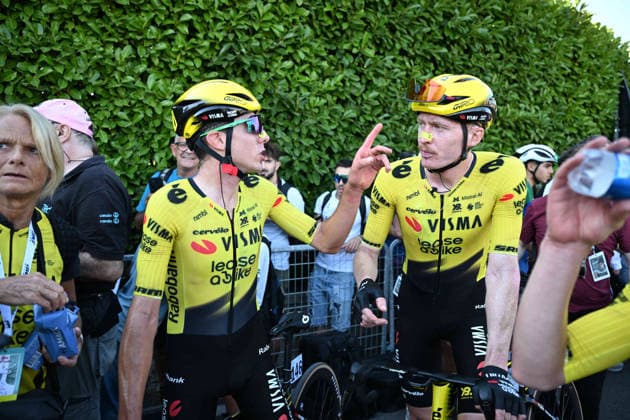 03-10-2026 Giro Dell emilia; 2026, Visma - Lease A Bike; Piganzoli, Davide; Jorgenson, Matteo; Bologna - San Luca;