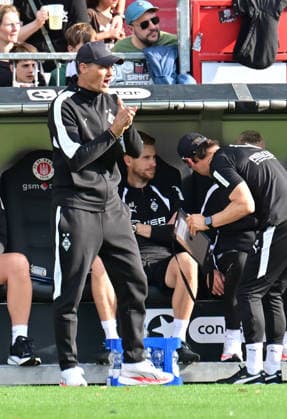 October 3, 2026, GER Soccer, Men, Bundesliga, Friendly Match, 2026–2027 Season, Hamburg, FC St. Pauli vs. Borussia Mönchengladbach Coach Alexander Blessin BMG Gladbach DFB DFL regulations prohibit any use of photographs as image sequences and or quasi-video Hamburg Millerntorstadion Hamburg Germany Copyright: xnordphotoxGmbH xWitkex