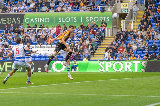 Reading v Bradford City, EFL Sky Bet League 1 Goal! Jake Beesley of Bradford City scores during the EFL Sky Bet League 1 match between Reading and Bradford City at the Select Car Leasing Stadium, Reading, UK on 3 October 2026. Reading Select Car Leasing Stadium Berkshire UK Editorial use only DataCo restrictions apply See www.football-dataco.com , Copyright: xStevexBaileyx PSI-24965-0039