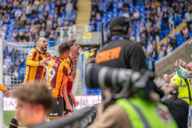 Reading v Bradford City, EFL Sky Bet League 1 Goal! Jake Beesley of Bradford City celebrates as he scores during the EFL Sky Bet League 1 match between Reading and Bradford City at the Select Car Leasing Stadium, Reading, UK on 3 October 2026. Reading Select Car Leasing Stadium Berkshire UK Editorial use only DataCo restrictions apply See www.football-dataco.com , Copyright: xStevexBaileyx PSI-24965-0042