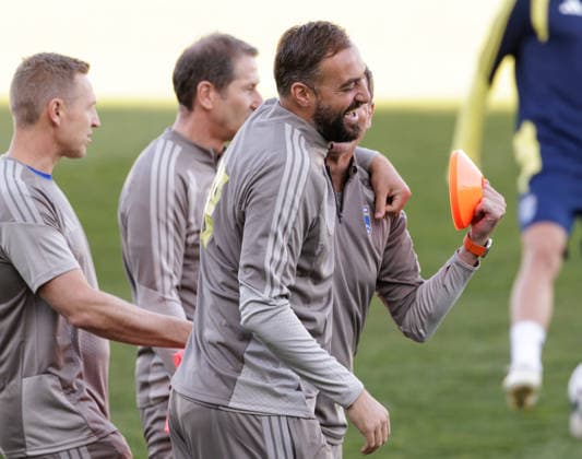 SOCCER - NL, KOS vs AUT PRISTINA,KOSOVO,03.OCT.26 - SOCCER - UEFA Nations League, OEFB international match, Länderspiel, Nationalmannschaft Kosovo vs Austria, preview, training team KOS. Image shows assistant coach Robert Ibertsberger, head coach Franco Foda and assistant coach Atdhe Nuhiu (KOS). GEPAxpictures xArminxRauthner
