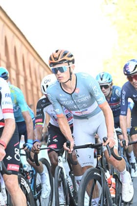 03-10-2026 Giro Dell emilia; 2026, Net Company - Ineos; Onley, Edgar Oscar; Bologna - San Luca;