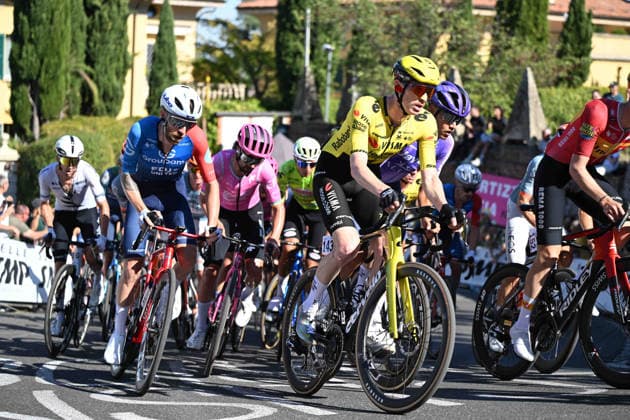 03-10-2026 Giro Dell emilia; 2026, Visma - Lease A Bike; Jorgenson, Matteo; Bologna - San Luca;