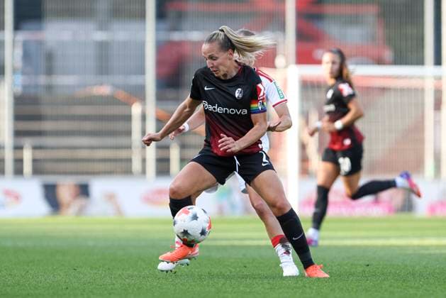 Lisa Karl of SC Freiburg and Beke Sterner of 1. FC Köln battle for the ball during the Women s Bundesliga match between 1. FC Köln and SC Freiburg, Franz Kremer Stadium on October 3, 2026, in Cologne, Germany. Photo by Oliver Kaelke, DeFodi Images. Lisa Karl of SC Freiburg and Beke Sterner of 1 FC Koeln battle for the ball during the Bundesliga match between 1 FC Koeln and SC Freiburg at Franz Kremer Stadium on October 3, 2026 in Cologne, Germany. Photo by Oliver Kaelke, DeFodi Images. DFB and DFL regulations prohibit any use of photographs as image sequences and or quasi-video. Photo by Oliver Kaelke, DeFodi Images.