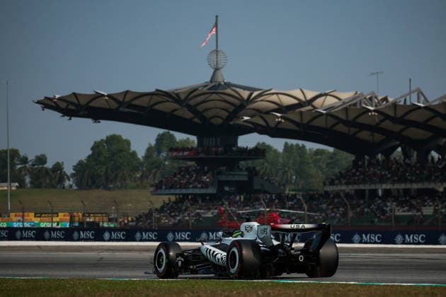 F1 - BAHRAIN GRAND PRIX IN MALAYSIA 2026 11 PEREZ Sergio (mex), Cadillac F1 Team MAC-26, action during the 2026 Formula 1 Bahrain Grand Prix in Malaysia, 16th round of the 2026 Formula One World Championship, WM, Weltmeisterschaft from October 2 to 4, 2026 on the Sepang International Circuit, in Sepang, Malaysia - SepangMalaysia Copyright: xEricxAlonsox