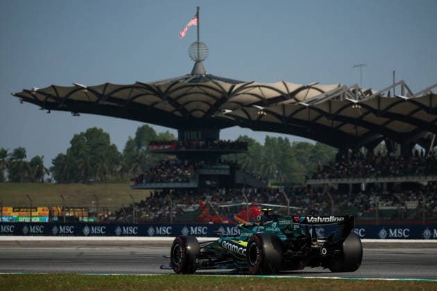 F1 - BAHRAIN GRAND PRIX IN MALAYSIA 2026 14 ALONSO Fernando (spa), Aston Martin F1 Team AMR26, action during the 2026 Formula 1 Bahrain Grand Prix in Malaysia, 16th round of the 2026 Formula One World Championship, WM, Weltmeisterschaft from October 2 to 4, 2026 on the Sepang International Circuit, in Sepang, Malaysia - SepangMalaysia  Copyright: xEricxAlonsox