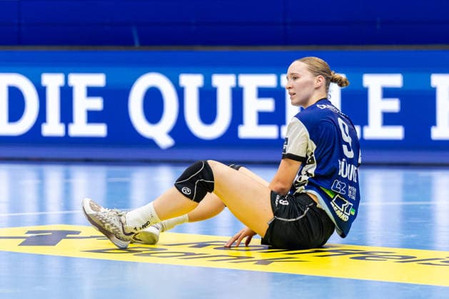 Nieke Kuehne of HSG Blomberg Lippe, 09, reacts with disappointment GER, HSG Blomberg Lippe vs. HC Podravka, Handball, EHF Champions League Women, Group Stage, 2026–2027 Season, October 3, 2026 GER, HSG Blomberg Lippe vs. HC Podravka, Handball, EHF Champions League Women, Group Stage, 2026–2027 Season, October 3, 2026 Lemgo Copyright: xEibner-Pressefoto JanxRollingerx EP_JSK