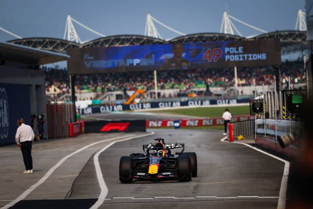 F1 - BAHRAIN GRAND PRIX IN MALAYSIA 2026 03 VERSTAPPEN Max (nld), Red Bull Racing Ford RB22, action during the 2026 Formula 1 Bahrain Grand Prix in Malaysia, 16th round of the 2026 Formula One World Championship, WM, Weltmeisterschaft from October 2 to 4, 2026 on the Sepang International Circuit, in Sepang, Malaysia - SepangMalaysia  Copyright: xANTONINxVINCENTx