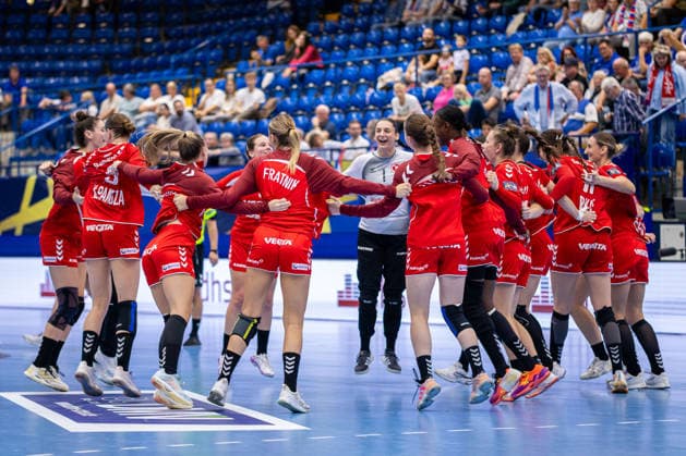 The HC Podravka players celebrate after their 31–33 victory. GER, HSG Blomberg Lippe vs. HC Podravka, Handball, EHF Champions League Women, Group Stage, 2026–2027 season, October 3, 2026, GER, HSG Blomberg Lippe vs. HC Podravka, Handball, EHF Champions League Women, Group Stage, 2026–2027 Season, October 3, 2026, Lemgo Copyright: xEibner-Pressefoto JanxRollingerx EP_JSK
