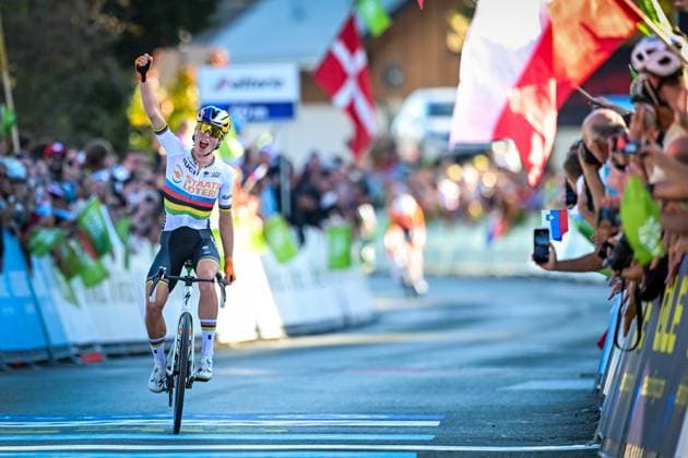 Netherlands Demi Vollering celebrates as she crosses the finish line to win the elite women Road Race race (130 km) at the cycling UEC Road European Championships, in Ljubljana, Slovenia Saturday 3 October 2026. The UEC Road European Championships are taking place from 02 to 07 October in Ljubljana, Slovenia. DAVIDxPINTENS x188624427x