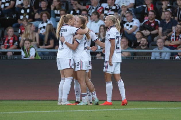 October 3, 2026, xhfmx, Soccer Google Pixel Women s Bundesliga, Eintracht Frankfurt vs. FC Bayern Munich: FC Bayern Women celebrating their 0–1 goal in Frankfurt, Goal, Jubilation, Celebration Alara Åžehitler FC Bayern Munich, Sophie Proost FC Bayern Munich, Klara Bühl FC Bayern Munich, Pernille Harder FC Bayern Munich Frankfurt am Main