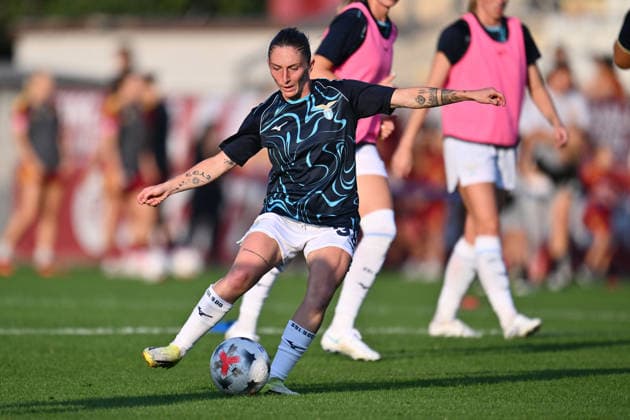 SOCCER - Women s Serie A - AS Roma vs. SS Lazio Women Photo by IPA ABACAPRESS.COM89263561 - Noemi Visentin of S.S. Lazio Women warms up before the Serie A Women Athora match—Matchday 2—between A.S. Roma and S.S. Lazio Women at the Tre Fontane Stadium on October 3, 2026, in Rome, Italy. Rome Italy Copyright: xIPAxSport ABACAx