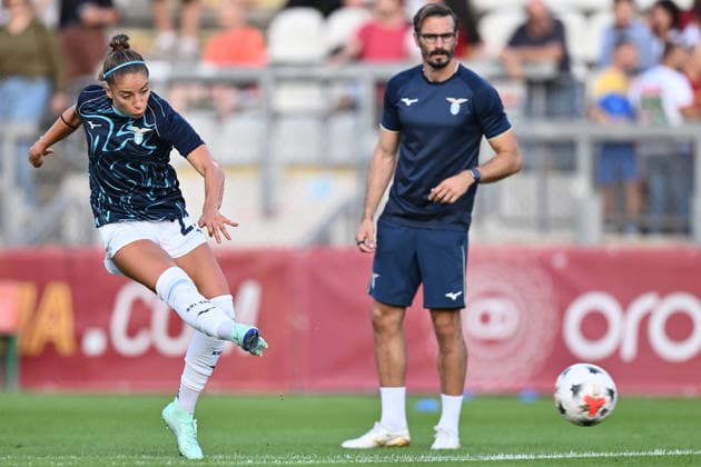 SOCCER - Women s Serie A - AS Roma vs. SS Lazio Women Photo by IPA ABACAPRESS.COM89263556 - Eleonora Goldoni of S.S. Lazio Women warms up before the Serie A Women Athora match—Matchday 2—between A.S. Roma and S.S. Lazio Women at the Tre Fontane Stadium on October 3, 2026, in Rome, Italy. Rome Italy Copyright: xIPAxSport ABACAx