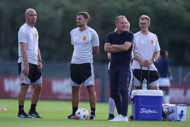 Roma™s head coach Gianpiero Piovani during the Serie A Women soccer match between Roma and Lazio at the Rome s Tre Fontane stadium, Italy - Saturday October 3, 2026 - Soccer ( Photo by Alfredo Falcone LaPresse )  Copyright: xAlfredoxFalcone LaPressex