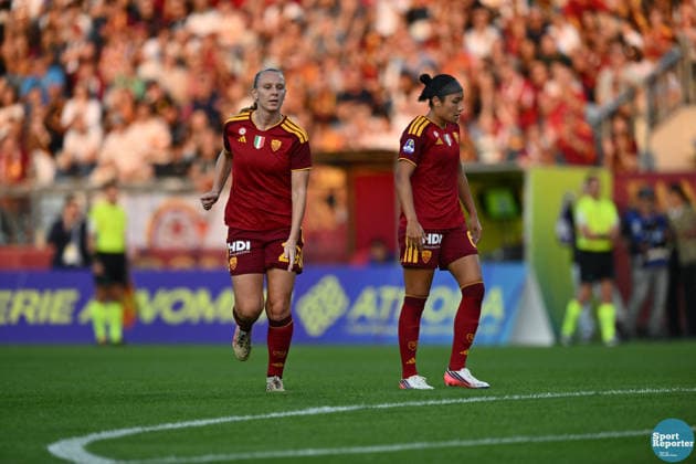 SOCCER - Women s Serie A - AS Roma vs. SS Lazio Women Photo by IPA ABACAPRESS.COM89263842 - Annalena Rieke of A.S. Roma and Maya Doms of A.S. Roma during the Serie A Women s League match between Roma and Lazio, the A.S. Roma vs. S.S. Lazio Women game, an Italian Serie A Women s League match in Rome, Italy, on October 3, 2026 Rome Italy Copyright: xIPAxSport ABACAx